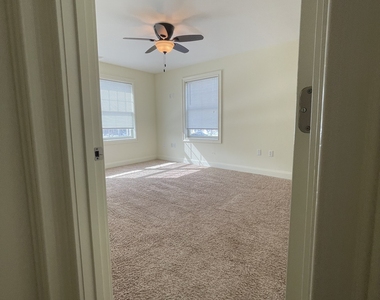157 Main Street - Photo Thumbnail 9
