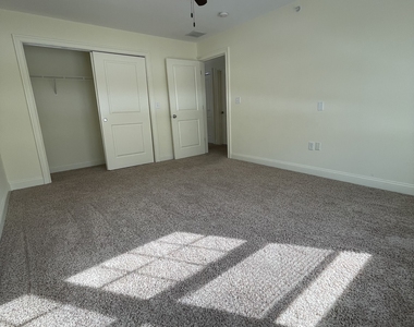 157 Main Street - Photo Thumbnail 10