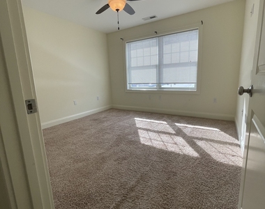 157 Main Street - Photo Thumbnail 11