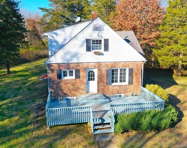 443 Benson Road - Photo Thumbnail 10