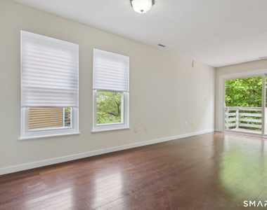1425 Quinnipiac Avenue - Photo Thumbnail 7