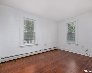 333 Center Street - Photo Thumbnail 8