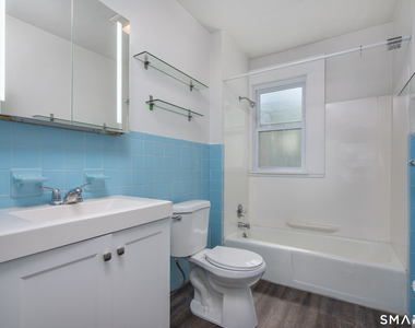 333 Center Street - Photo Thumbnail 10