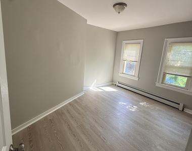 144 Clark Street - Photo Thumbnail 8