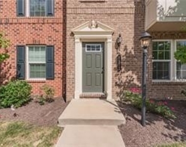 1812 Rutgers - Photo Thumbnail 1