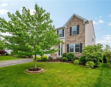 312 Sunrise Dr - Photo Thumbnail 1