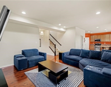 312 Sunrise Dr - Photo Thumbnail 7
