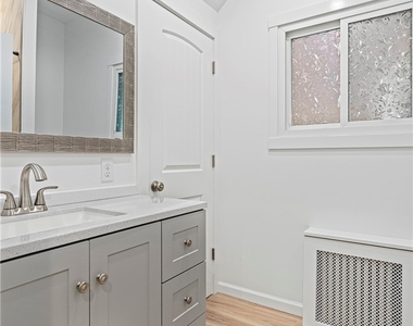 419 Hastings St - Photo Thumbnail 21