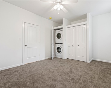 419 Hastings St - Photo Thumbnail 18