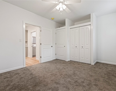 419 Hastings St - Photo Thumbnail 17