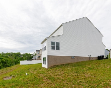 109 Mesa Dr - Photo Thumbnail 30