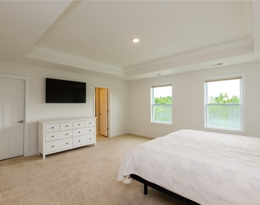 109 Mesa Dr - Photo Thumbnail 13