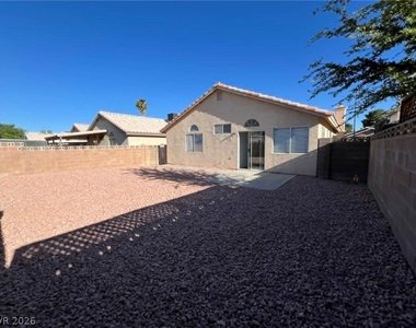 7116 Old Village Avenue - Photo Thumbnail 9