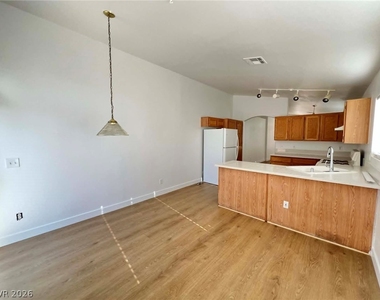 7116 Old Village Avenue - Photo Thumbnail 4