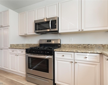 7564 Cultural Court - Photo Thumbnail 30