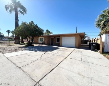 2017 Bracken Avenue - Photo Thumbnail 2