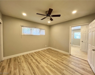 2017 Bracken Avenue - Photo Thumbnail 13