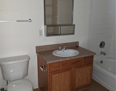 2010 Rancho Lake Drive - Photo Thumbnail 15