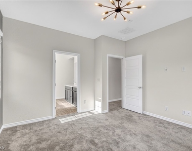 25 Barbara Lane - Photo Thumbnail 18