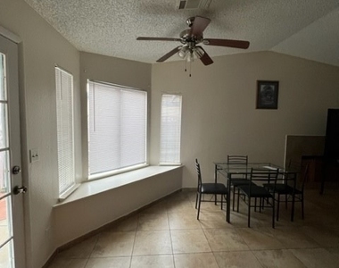 2274 Sabroso Street - Photo Thumbnail 8