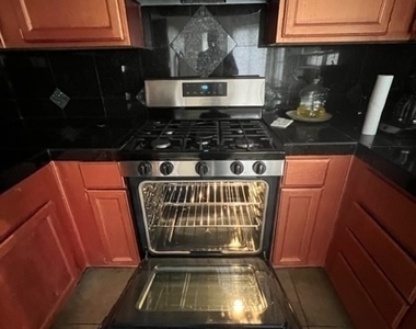 2274 Sabroso Street - Photo Thumbnail 7