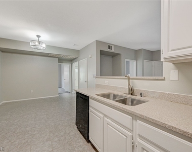 1401 N Michael Way - Photo Thumbnail 11