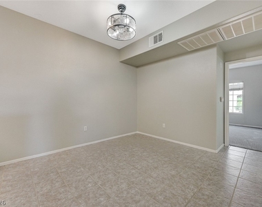 1401 N Michael Way - Photo Thumbnail 6
