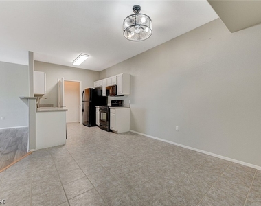 1401 N Michael Way - Photo Thumbnail 7
