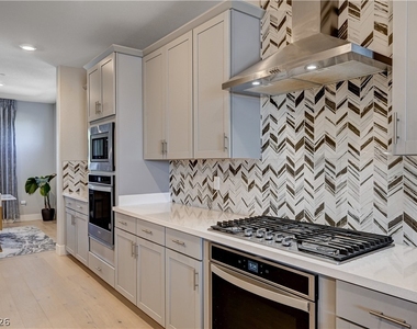 7572 Mount Spokane Court - Photo Thumbnail 9