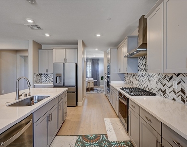 7572 Mount Spokane Court - Photo Thumbnail 8
