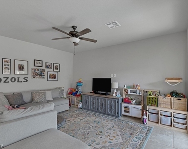 4456 Stardust Moon Avenue - Photo Thumbnail 13