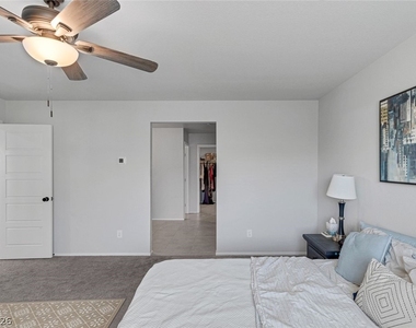 4456 Stardust Moon Avenue - Photo Thumbnail 22