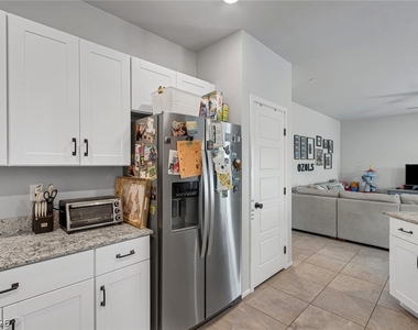 4456 Stardust Moon Avenue - Photo Thumbnail 10