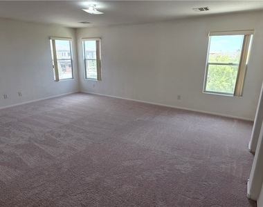 3358 Hillside Garden Drive - Photo Thumbnail 25