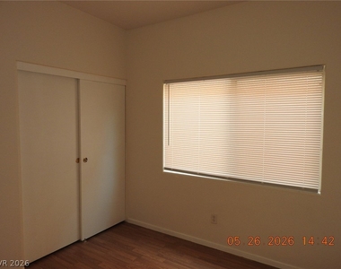 3732 Stowe Creek Avenue - Photo Thumbnail 9