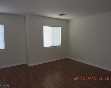 3732 Stowe Creek Avenue - Photo Thumbnail 15
