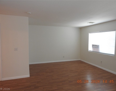 3732 Stowe Creek Avenue - Photo Thumbnail 16