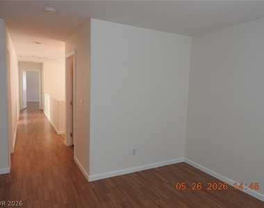 3732 Stowe Creek Avenue - Photo Thumbnail 17