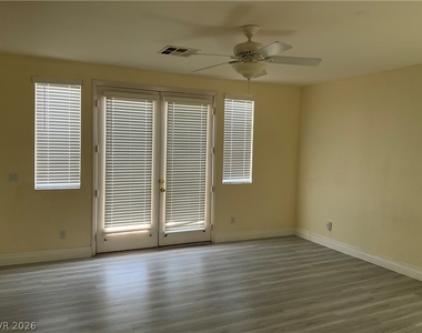 172 Timberline Desert Court - Photo Thumbnail 10