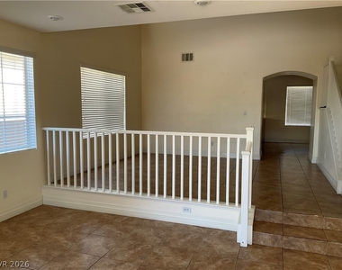 172 Timberline Desert Court - Photo Thumbnail 2