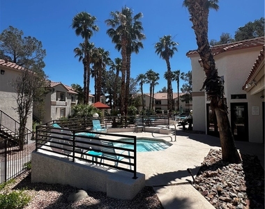 1830 N Buffalo Drive - Photo Thumbnail 2