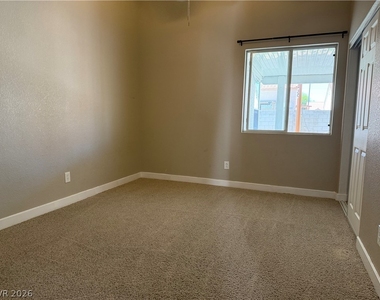 4107 Cutting Horse Avenue - Photo Thumbnail 8