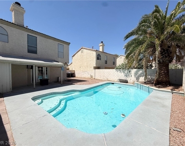2066 Waverly Circle - Photo Thumbnail 17