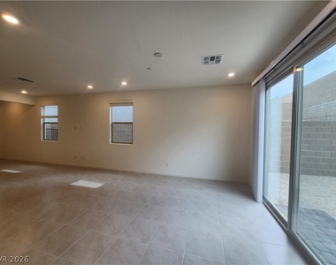 1553 Crowned Eagle Street - Photo Thumbnail 6