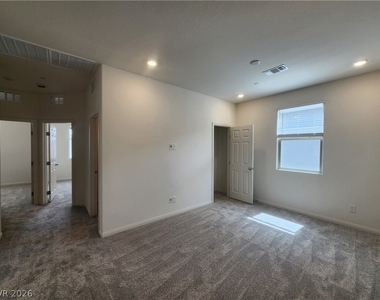 1553 Crowned Eagle Street - Photo Thumbnail 17
