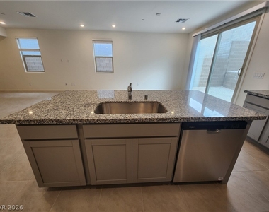 1553 Crowned Eagle Street - Photo Thumbnail 11