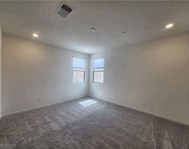1553 Crowned Eagle Street - Photo Thumbnail 18