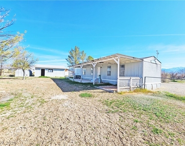 80 Stanley Drive - Photo Thumbnail 15