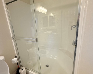 7331 Sunray Point Street - Photo Thumbnail 19