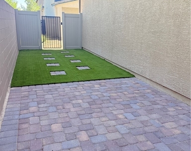 7331 Sunray Point Street - Photo Thumbnail 30